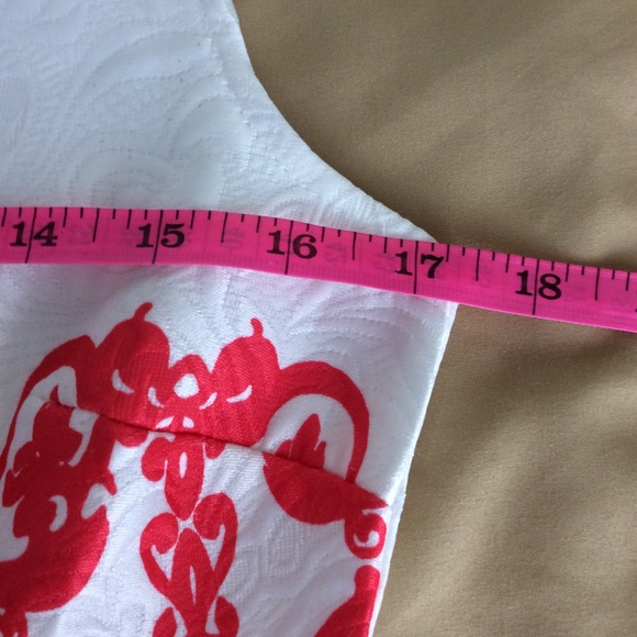 ⬇️$25 Damask Floral Abstract Festive Above… - Picture 6 of 7